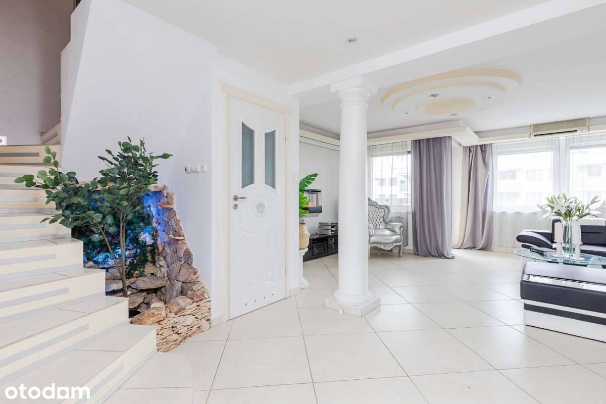 Luksusowy dwupoziomowy apartament z jacuzzi-3