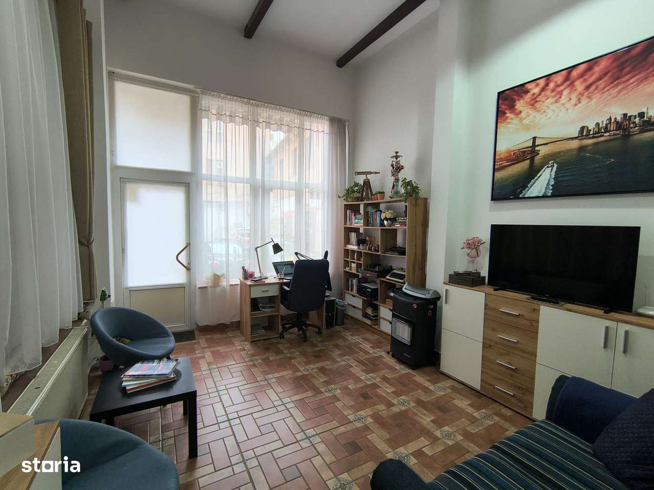 Spatiu comercial, ultracentral, Republicii, Oradea. 95 000 E. Com 0-2
