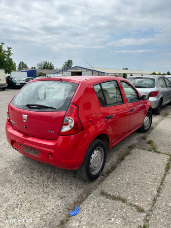 Dezmembrari Dacia Sandero 1.4 benzina 2008 - 5