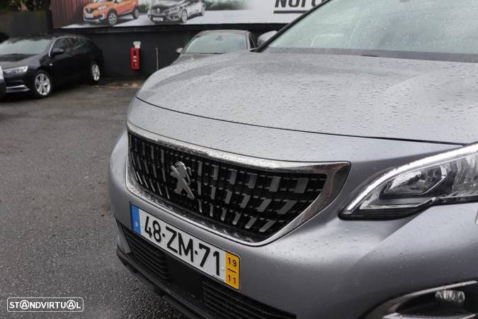 Peugeot 3008 1.5 BlueHDi Style - 4