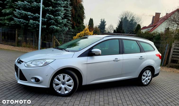 Ford Focus 1.0 EcoBoost Ambiente - 14