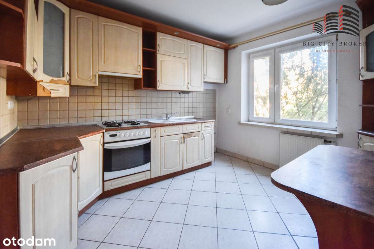 Rodzinny, funkcjonalny dom w dzielnicy Włostowice-4