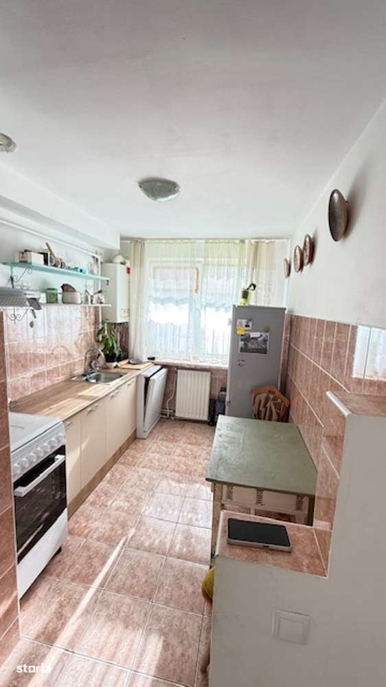 ZONA MANIU 3camere etaj2, finisat, balcon mare ,orientare sudica!-1