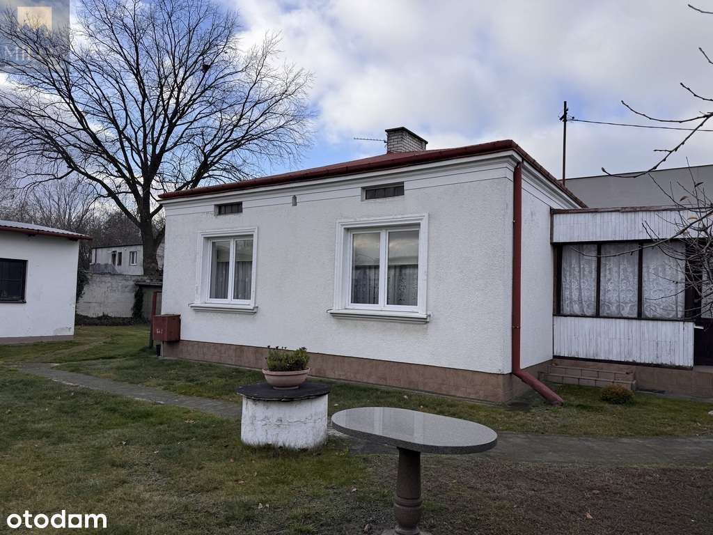 Parterowy dom z dużą działką na Bielanach-3