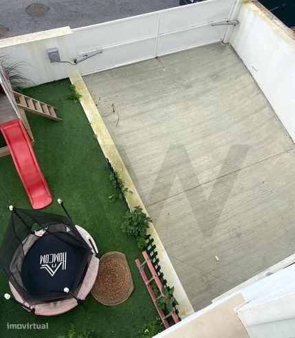 FANTÁSTICA MORADIA RECENTE EM ALGUEIRÃO – CONFORTO, ESPAÇO E QUALID-41