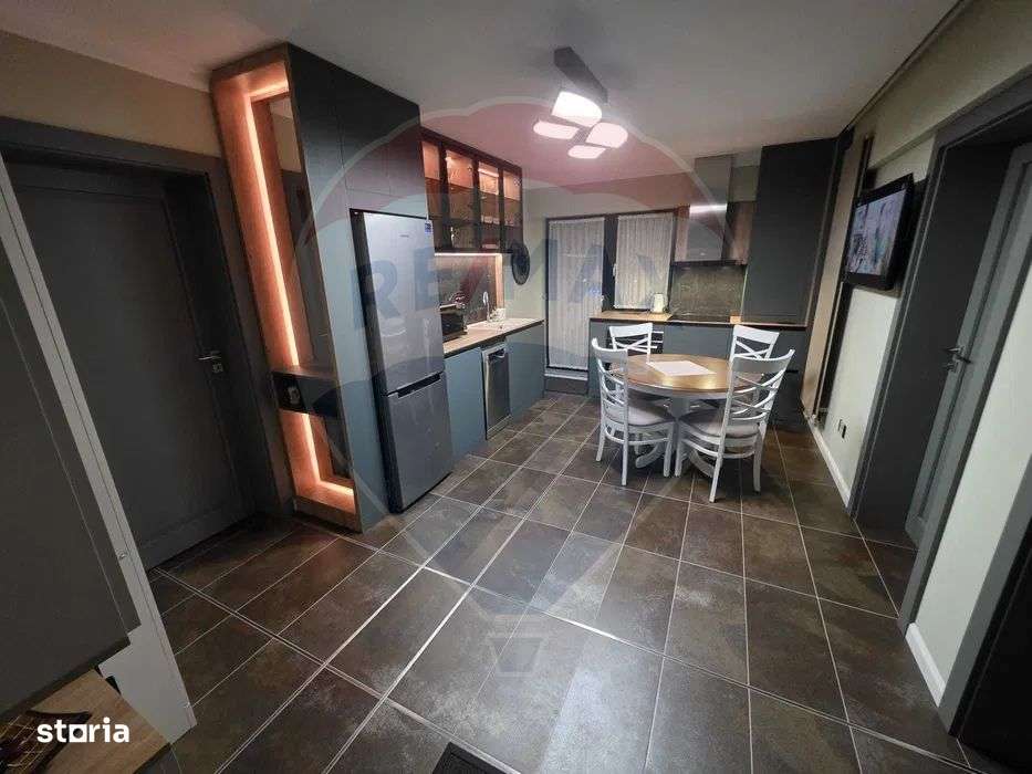 Apartament cu 3 camere de închiriat în zona Ultracentral - Imagine principală: 4/6