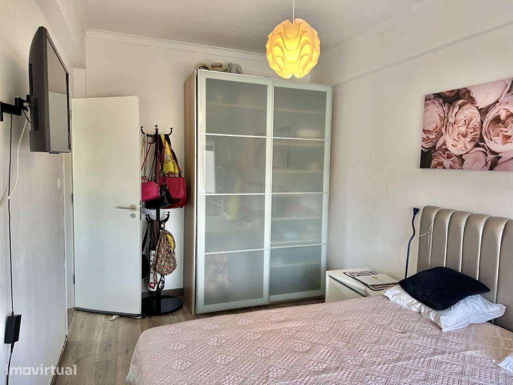 T2 na Póvoa de Santo Adrião - Totalmente Remodelado-10