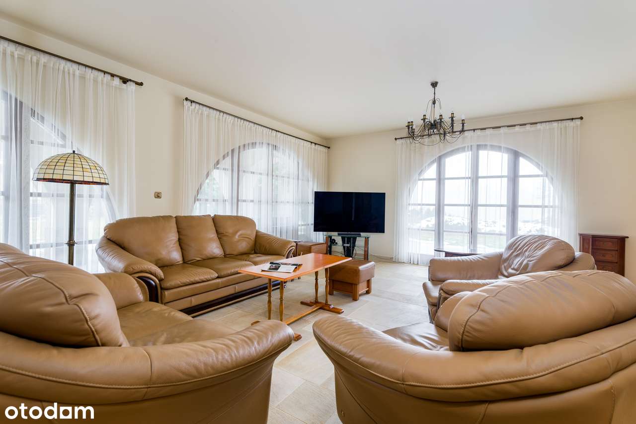 Wspaniały dom w rewelacyjnej lokalizacji-7