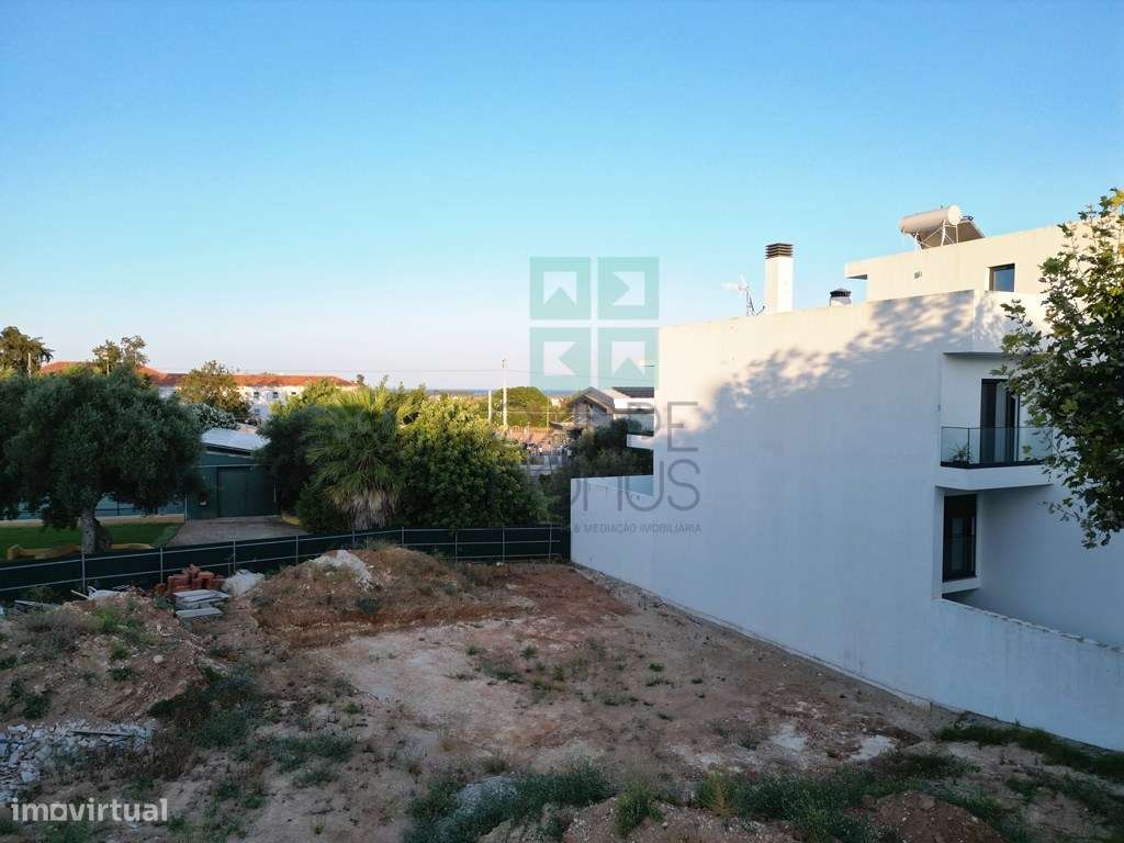 Lote com projeto aprovado, piscina e vistas de mar, centro de Tavir...-32
