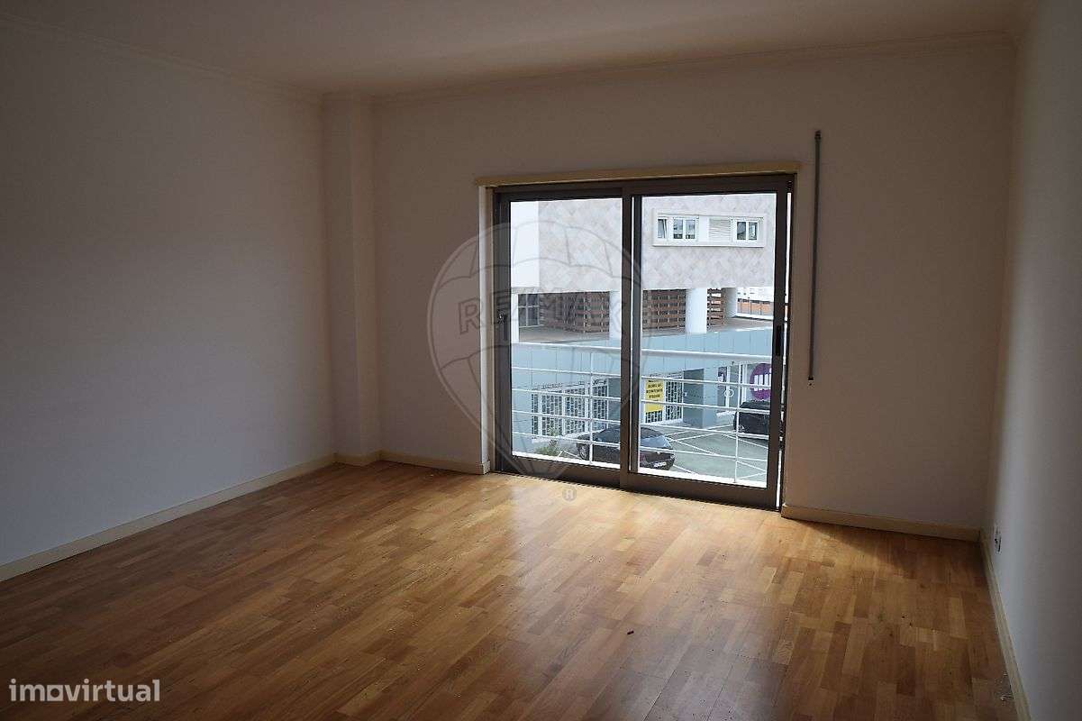 Apartamento T1 para arrendamento - Grande imagem: 4/6