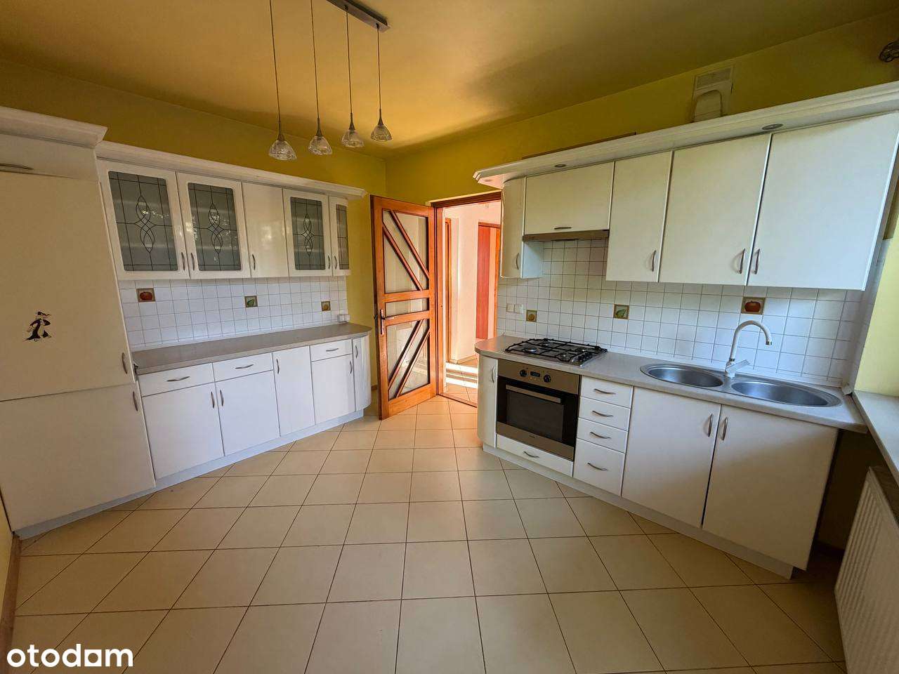 Na sprzedaż połowa domu z dwoma niezależnymi kondygnacjami + Garaż-8