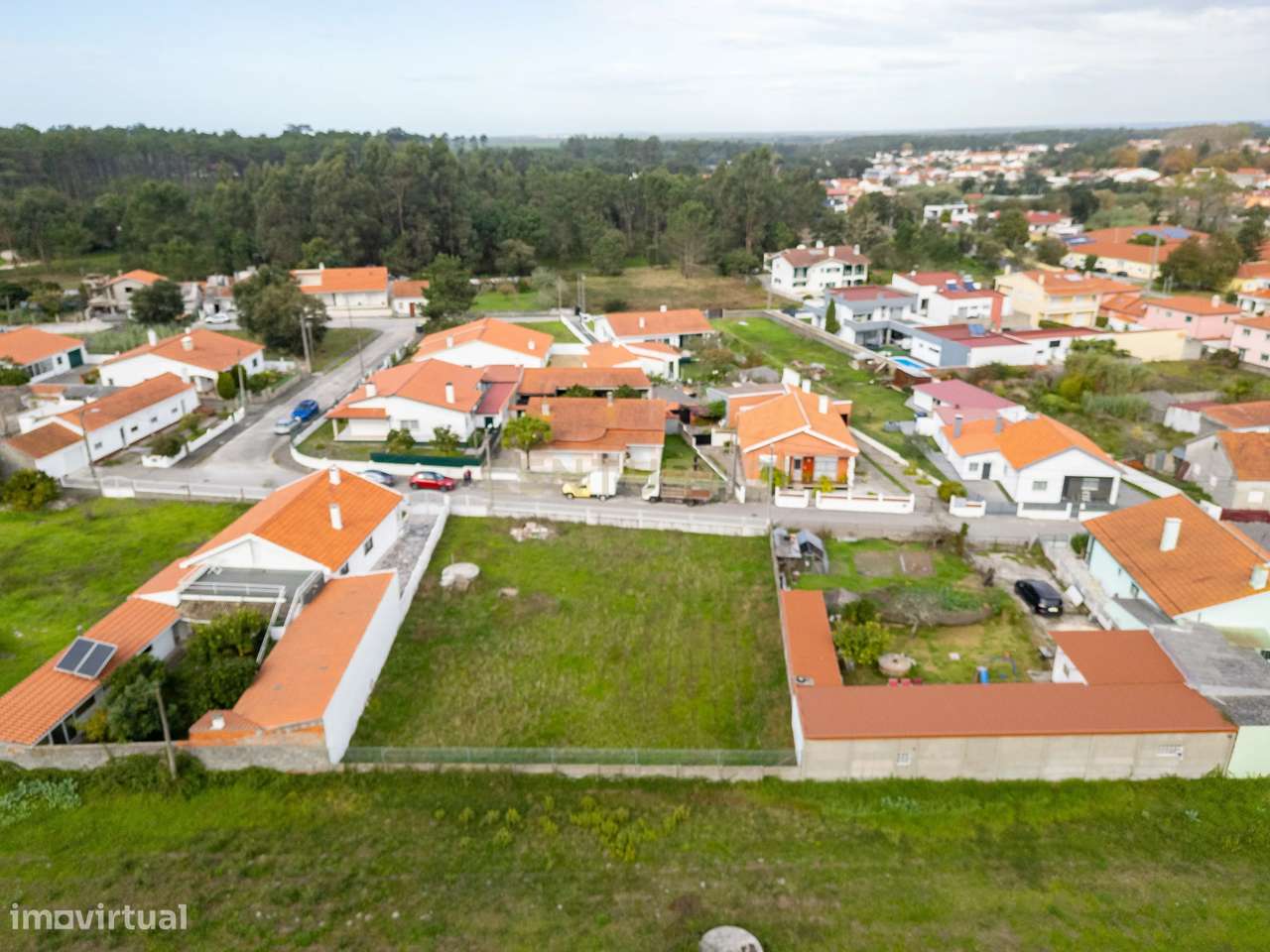 Terreno de 786 m2 para construção todo murado - Grande imagem: 4/13