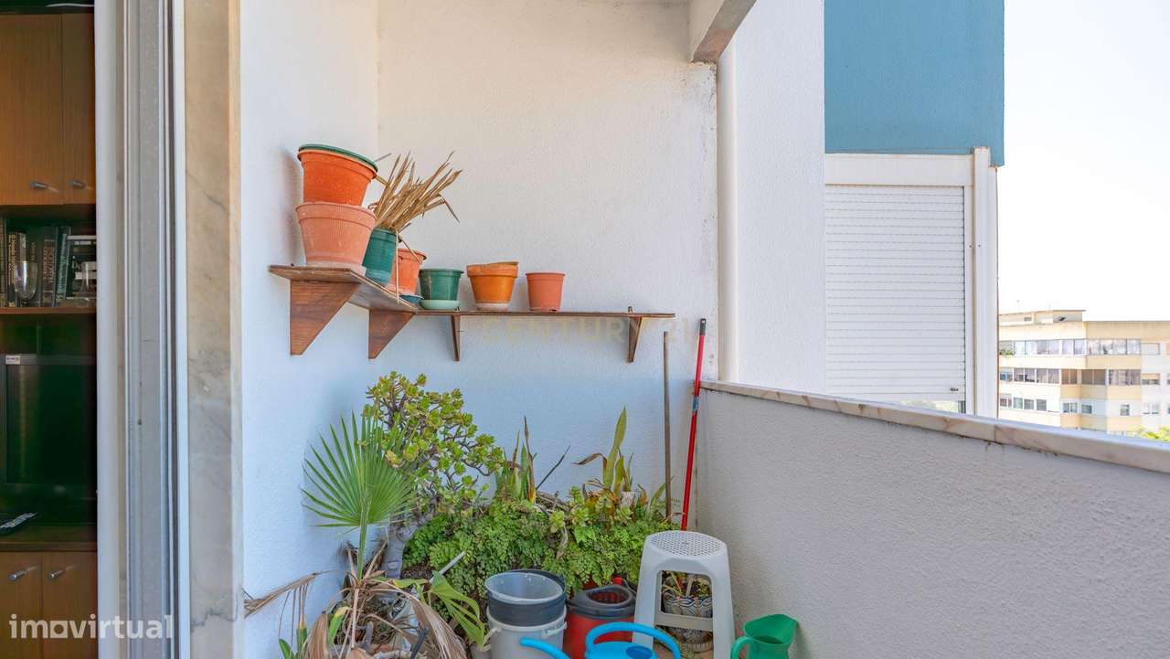 Encantador Apartamento T2 com Vista para o Rio em Paço de Arcos - Grande imagem: 2/53