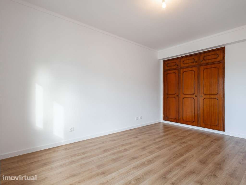 Apartamento T3 com Garagem Fechada em Buarcos, Figueira da Foz - Grande imagem: 4/15