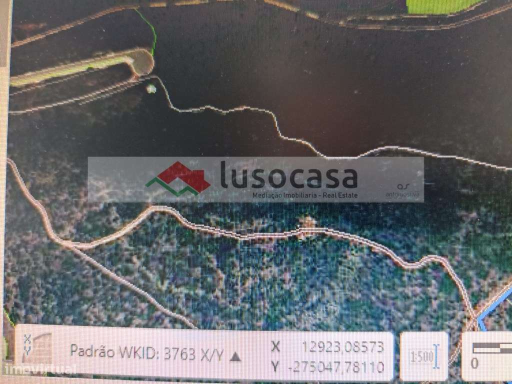 Terreno no campo, perto de Querença e perto da Quinta da Ombria - Grande imagem: 2/6