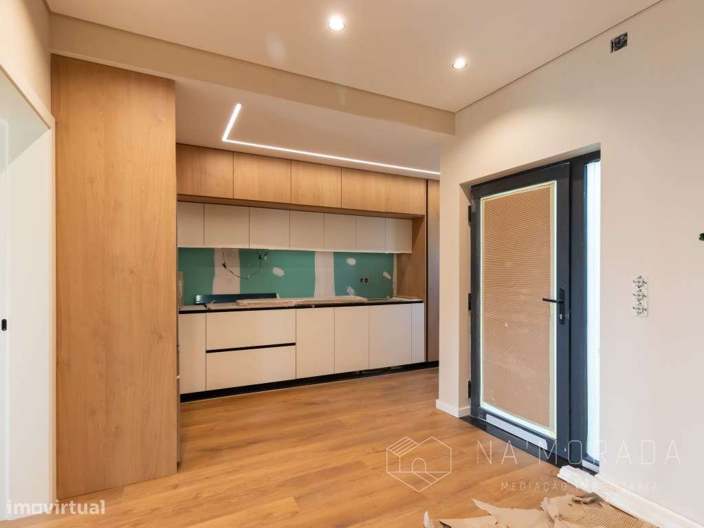 Moradia T2 terrea totalmente renovada em Santa Maria da Feira - Grande imagem: 4/35