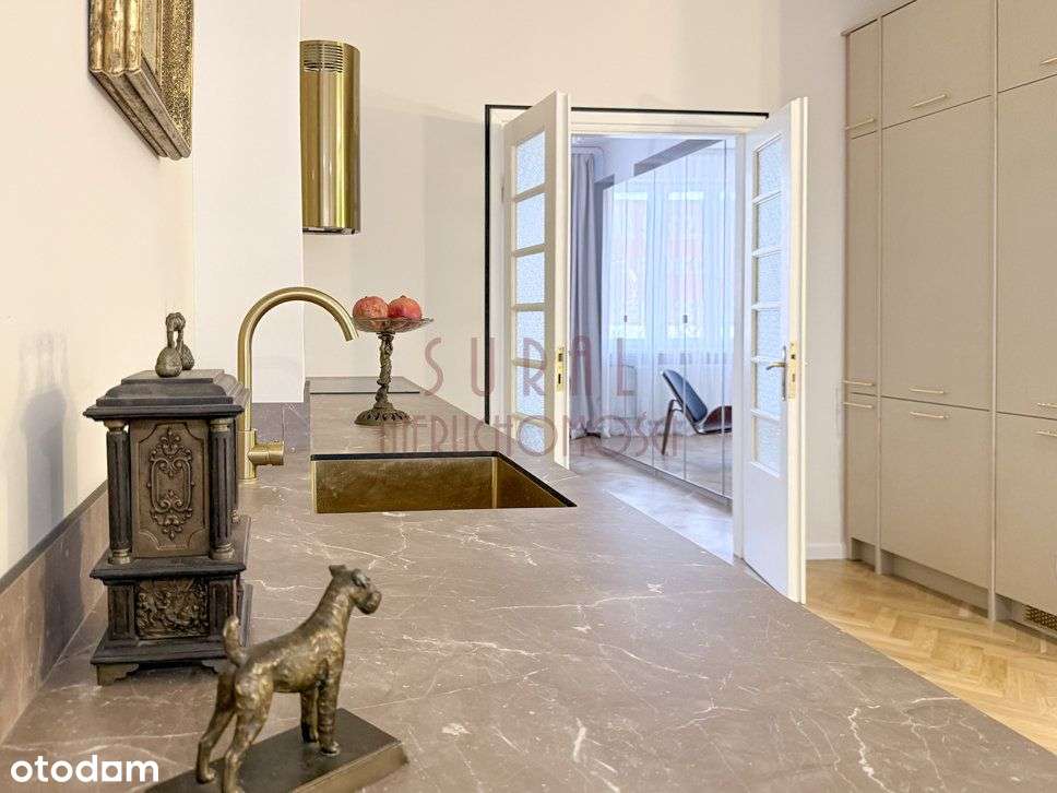 przy Niemcewicza/balkon/winda/kamienica z 1937r.-4