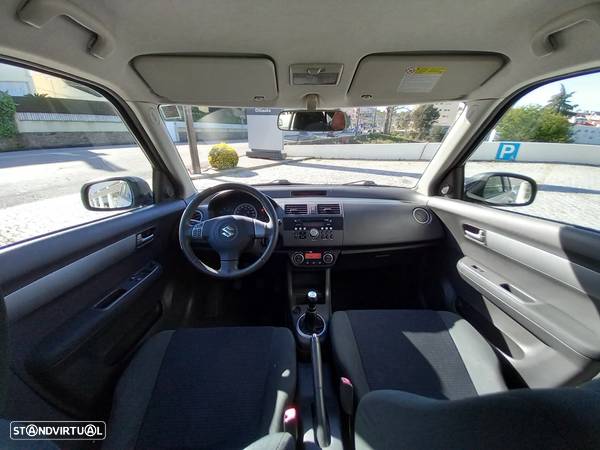 Suzuki Swift 1.3 DDiS GLX - 16