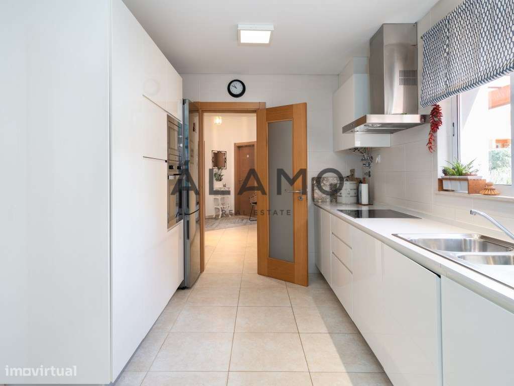 Villa T3 em Condomínio Privado com Piscina-7