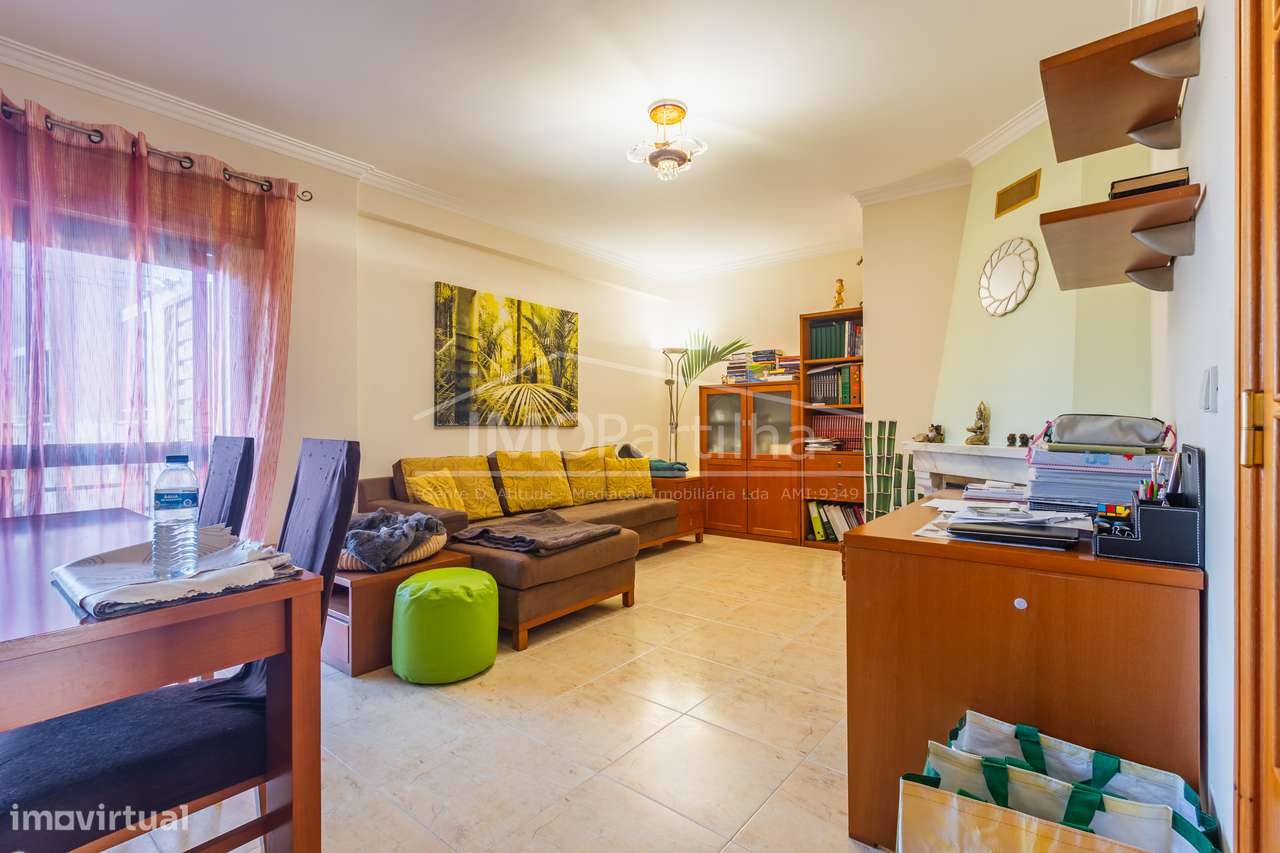 Apartamento T2 no Casal de Cambra-7