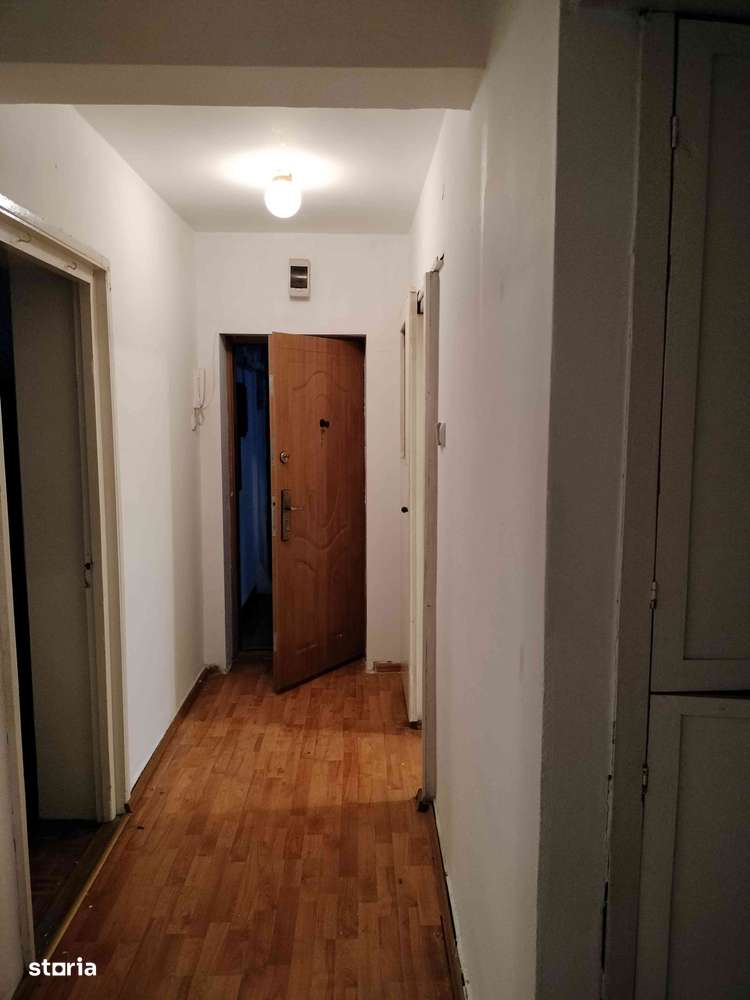 3 camere zona complex Mercur-4