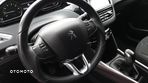 Peugeot 2008 1.2 Pure Tech Style S&S - 12