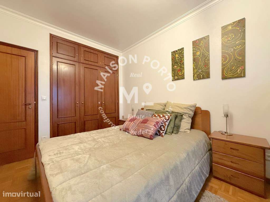 Apartamento T3 com 2 Varanda e Estacionamento em Rio Tinto, próximo...-8