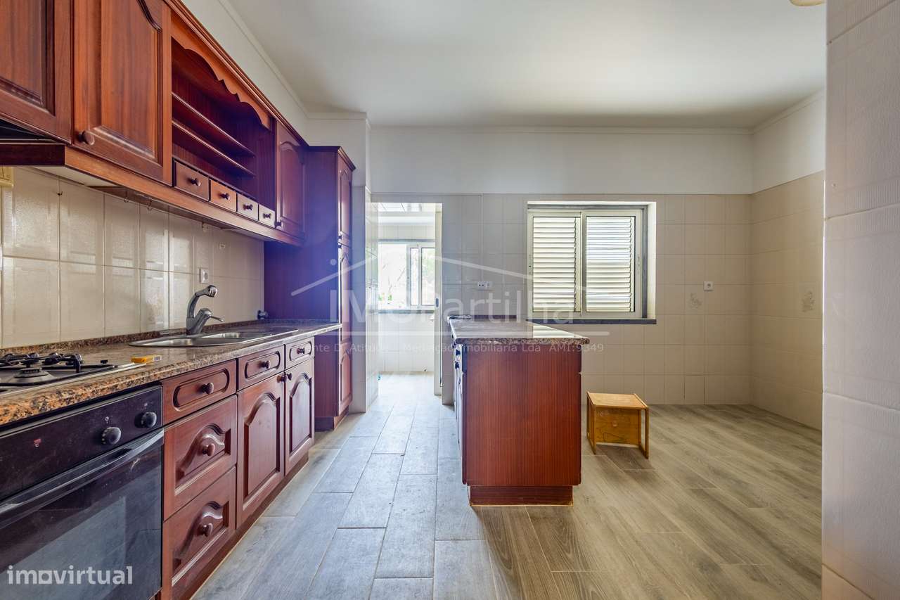 Apartamento t3 à venda na Avenida Mariano Cyrillo de Carvalho
estoril-20