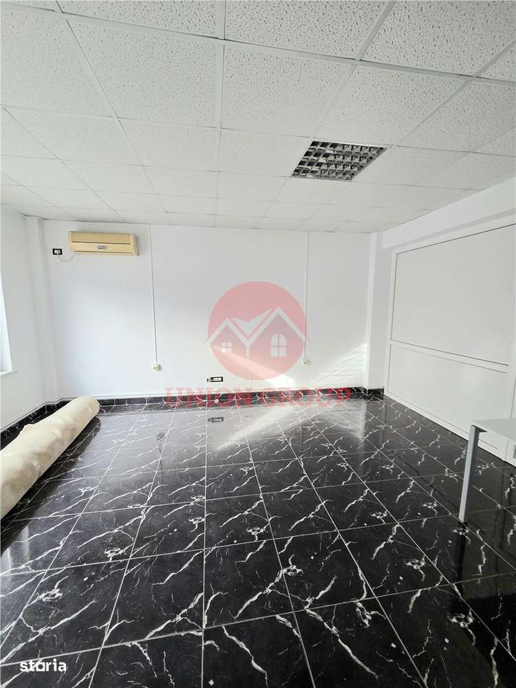 Spatiu Comercial, Zona Centrala, Renovat, Cladire Noua, Moderna - Imagine principală: 4/11
