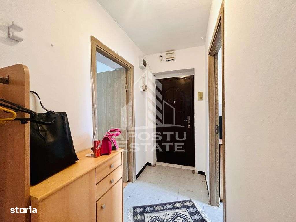 Apartament 2 camere cu loc de parcare si vedere in Piata 700. - Imagine principală: 5/9