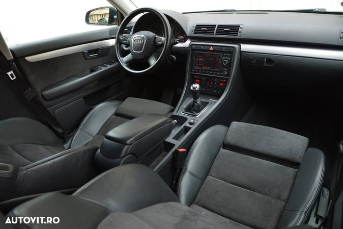 Audi A4 2.0 TDI Avant - 13