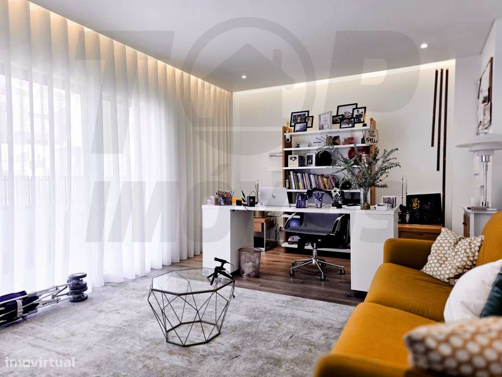 Moradia de Luxo V6 com Piscina, Terraço e Acabamentos de Alta Quali...-11