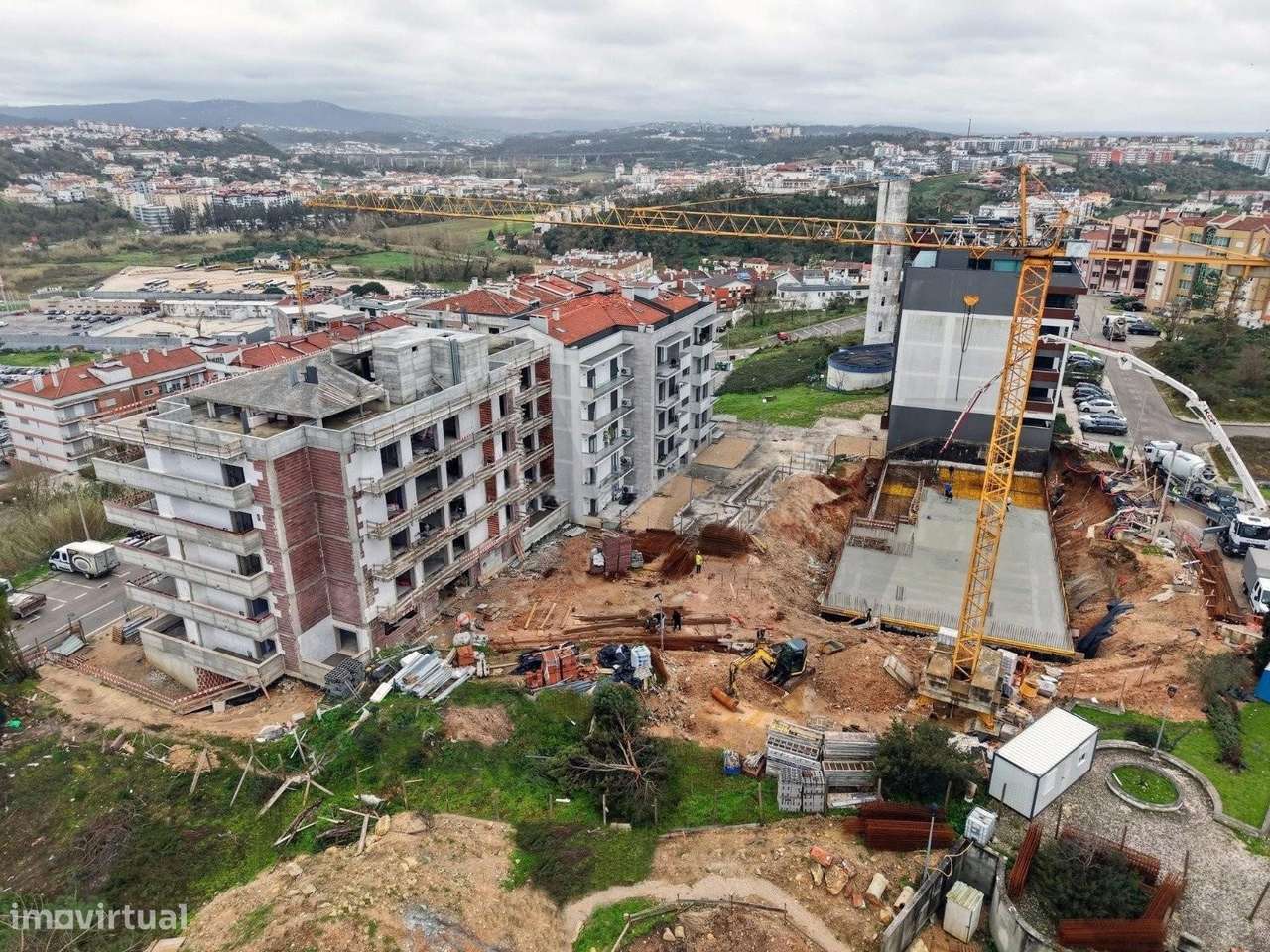 T1 a T3 novos no Vale da Cabrita, Leiria, junto ao hospital-5
