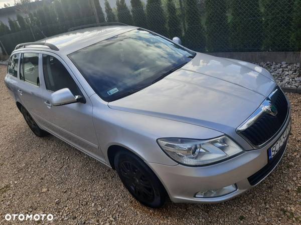 Skoda Octavia 1.6 TDI Family - 9