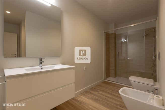 Apartamento T3 renovado em Massarelos-30