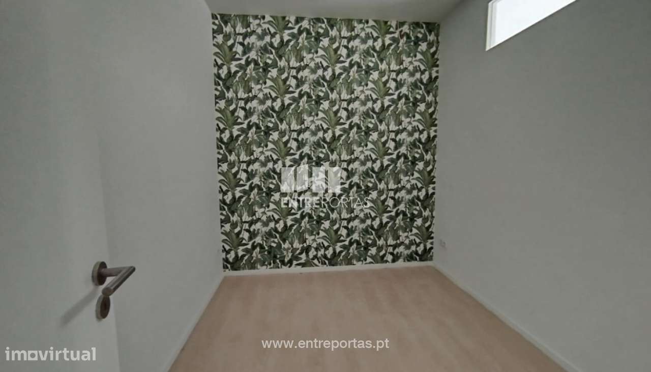 Apartamento T2+1, remodelado, próximo do metro, na Póvoa de Varzim - Grande imagem: 3/11