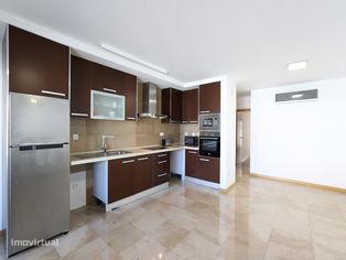 Apartamento T2 no Coração da Nazaré com Piscina e Deslumbrante Vist... - Grande imagem: 3/30