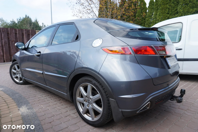 Honda Civic 1.8 Comfort - 15