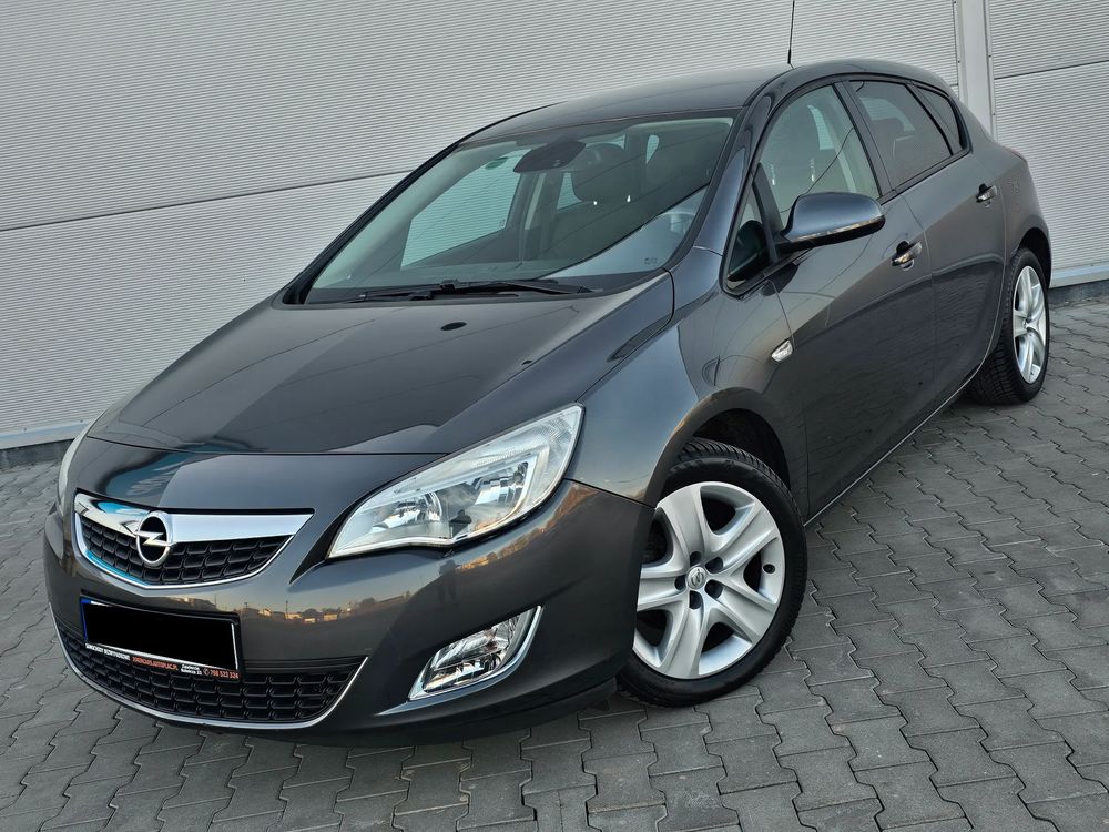 Opel Astra J (2009-2019) 1.4 Turbo 2011