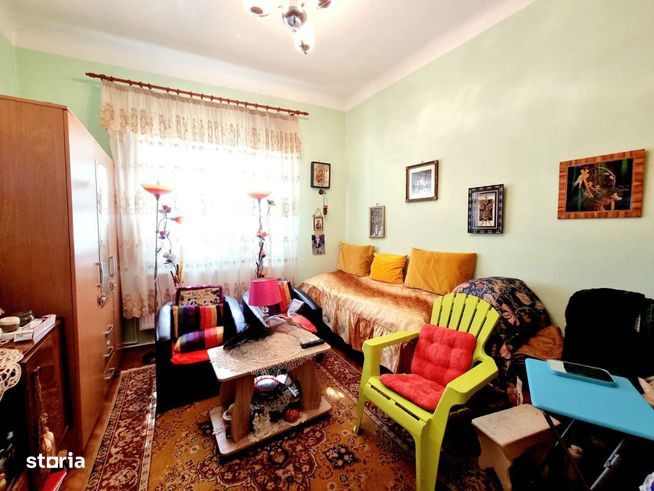 Casa de vanzare cu amintiri !-13