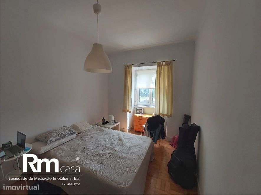 excelente prédio na Av. Emidio Navarro, junto ao Parque da Cidade-50