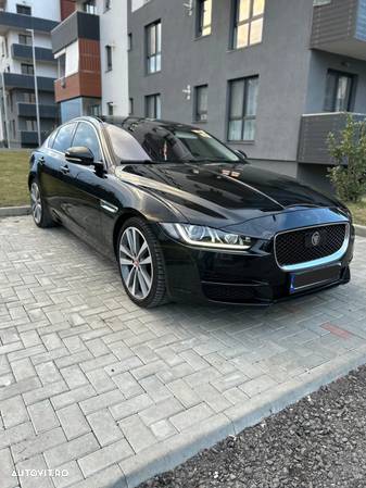 Jaguar XE 20d Aut. Prestige - 3