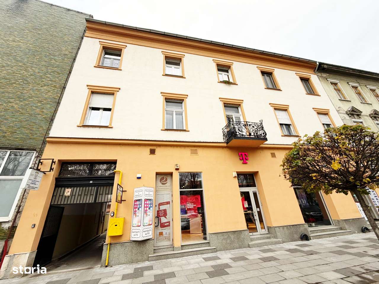 Apartament 2 camere decomandat, centrala – Revolutiei-0