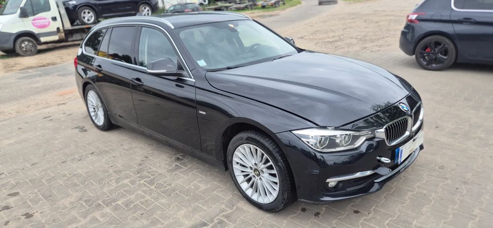 BMW 3 Series F30/F31 318d xDrive Luxury Line 2016