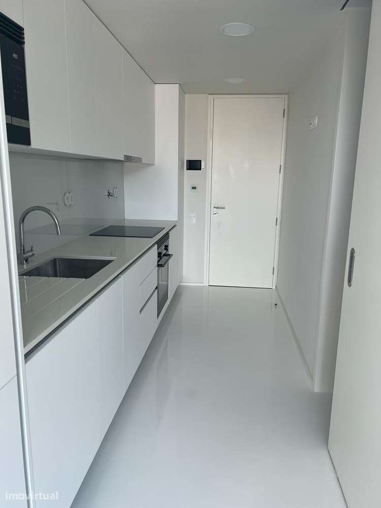 T2 com 2 casas de banho e garagem em Matosinhos Sul - Grande imagem: 4/12