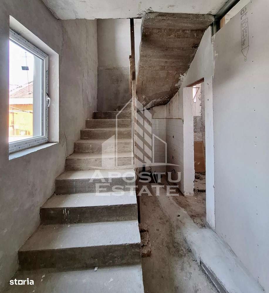 Casa “la gri” cu gradina, zona Calea Aurel Vlaicu - Bujac - Imagine principală: 5/12