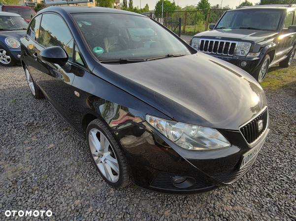 Seat Ibiza SC 1.6 16V Sport - 2