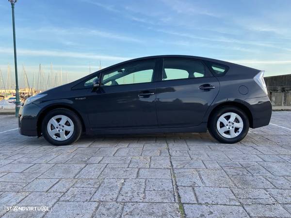 Toyota Prius 1.8 Premium - 8