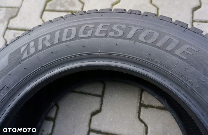 Bridgestone Blizzak W810 215/65R16C 109/107T Z161 - 8