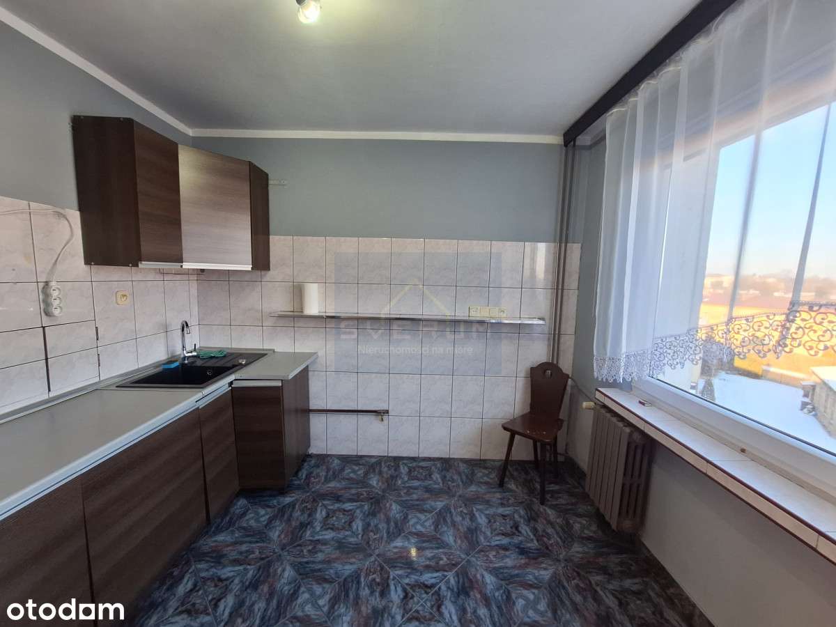 Jasne mieszkanie z dużym balkonem – Raków-6